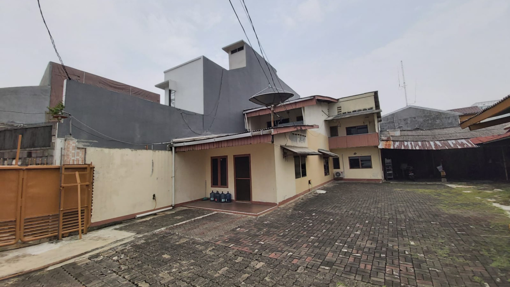 Rumah Hitung Tanah Kedoya Selatan