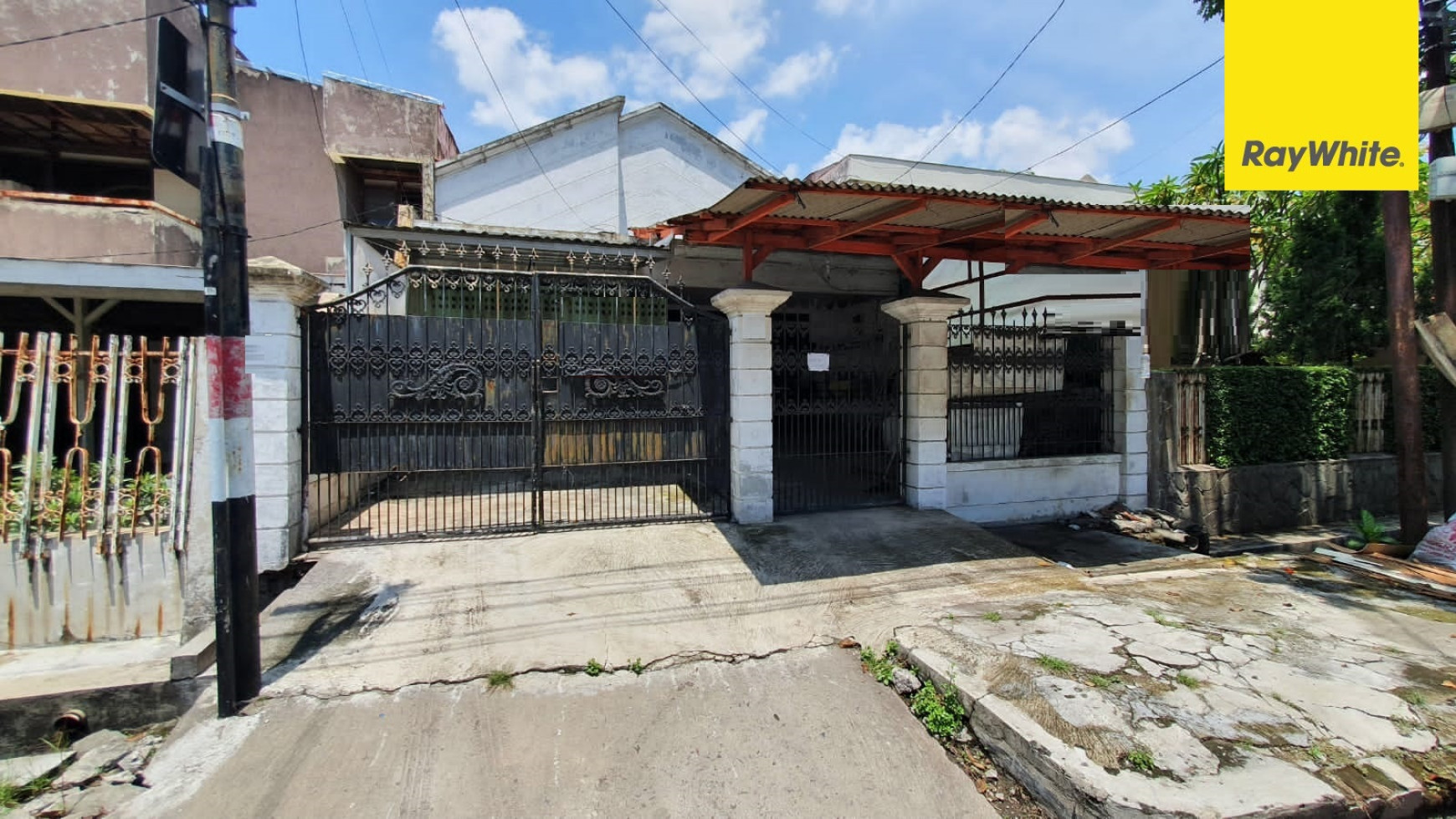 Dijual Rumah 2 lantai di Ngagel Madya Surabaya