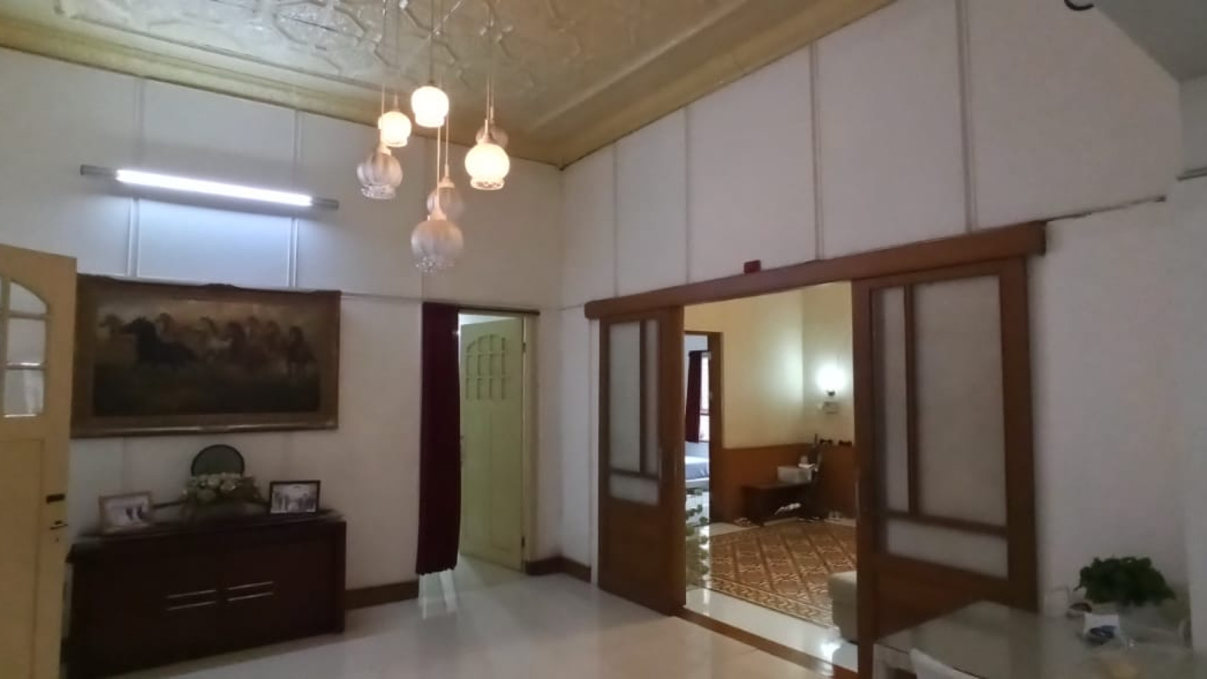 Rumah Lux Terawat di Tengah Kota Bandung