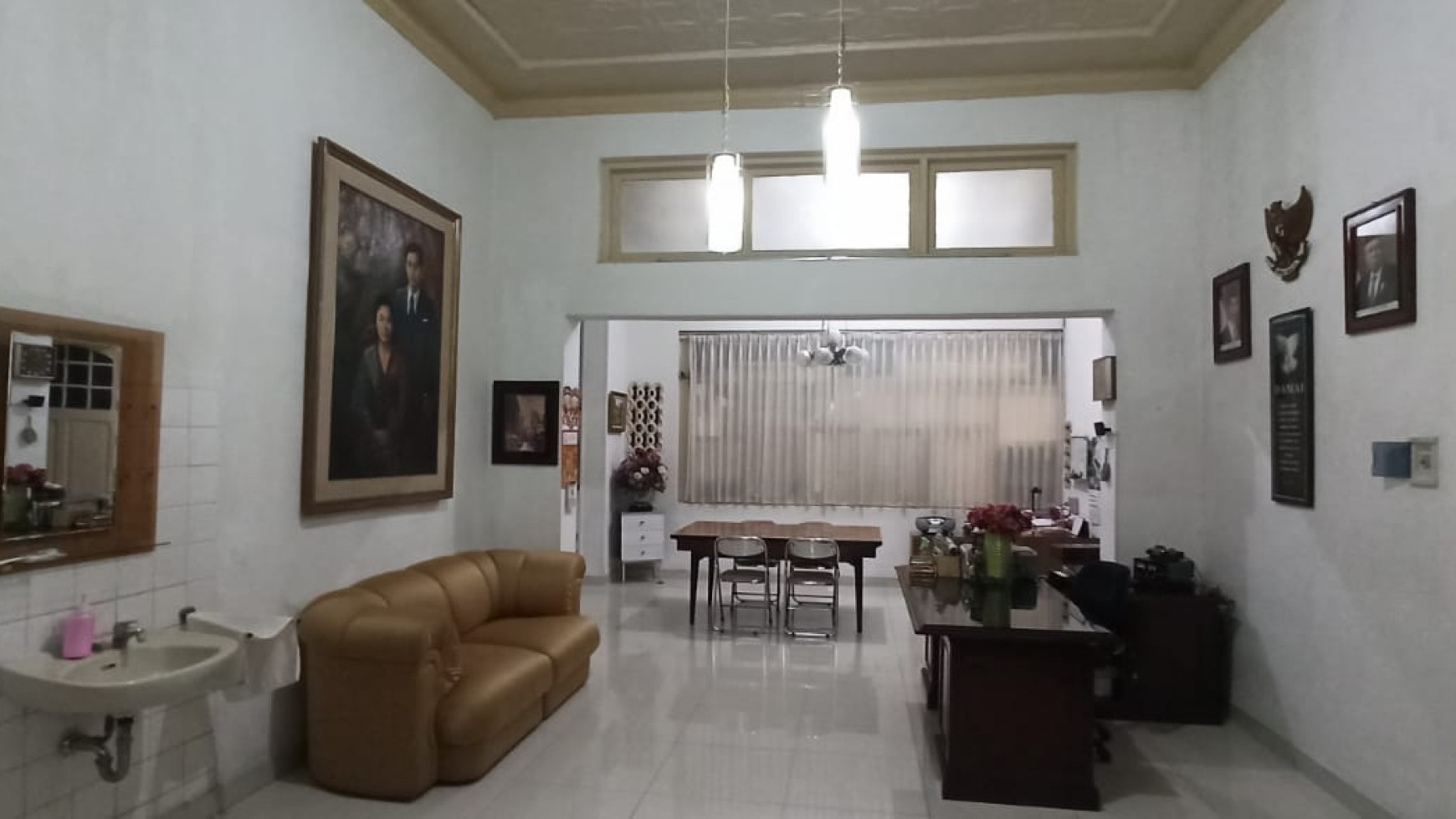 Rumah Lux Terawat di Tengah Kota Bandung