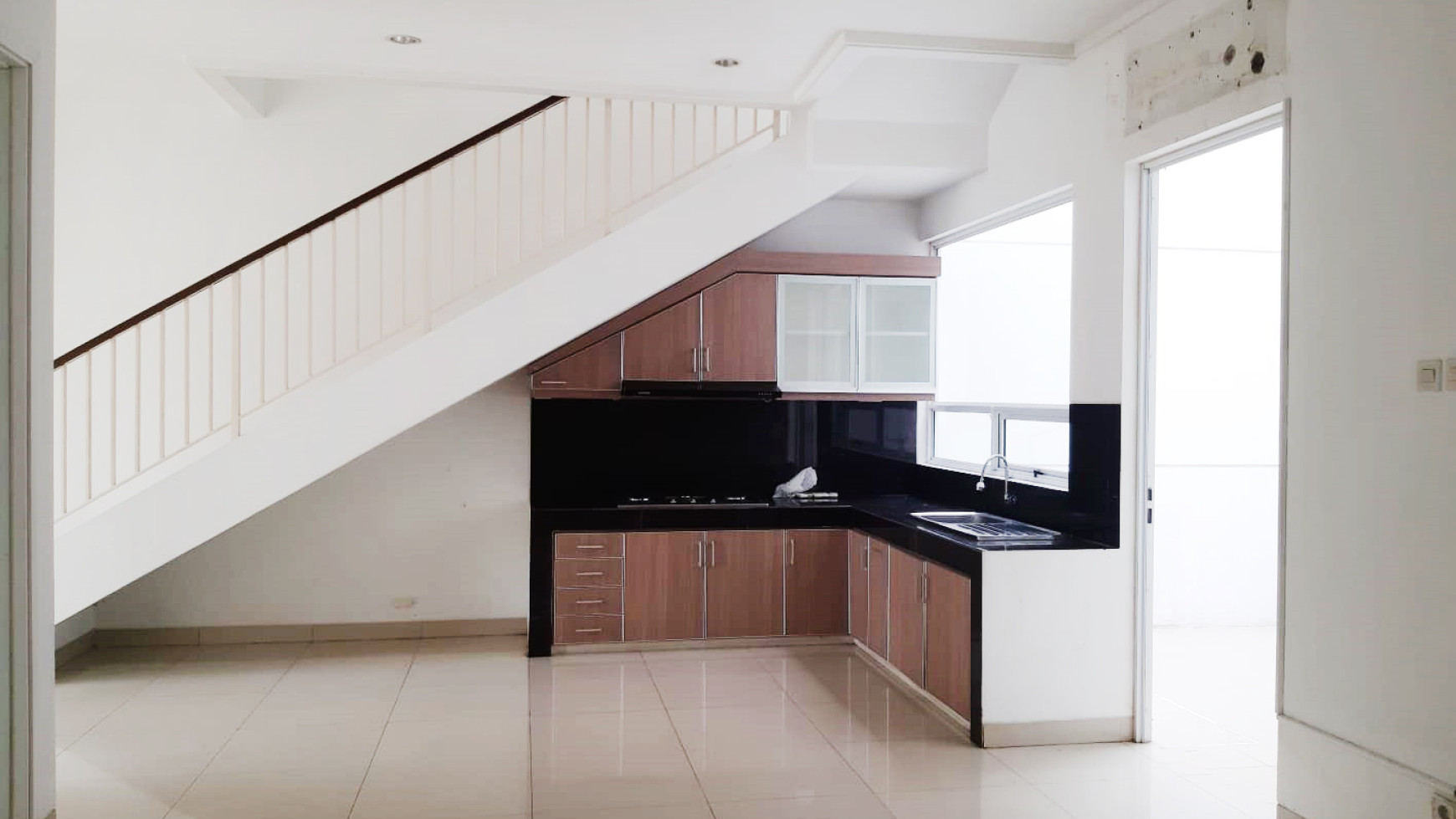 Rumah Bagus Di Discovery Aluvia Bintaro Jaya Sektor 9.