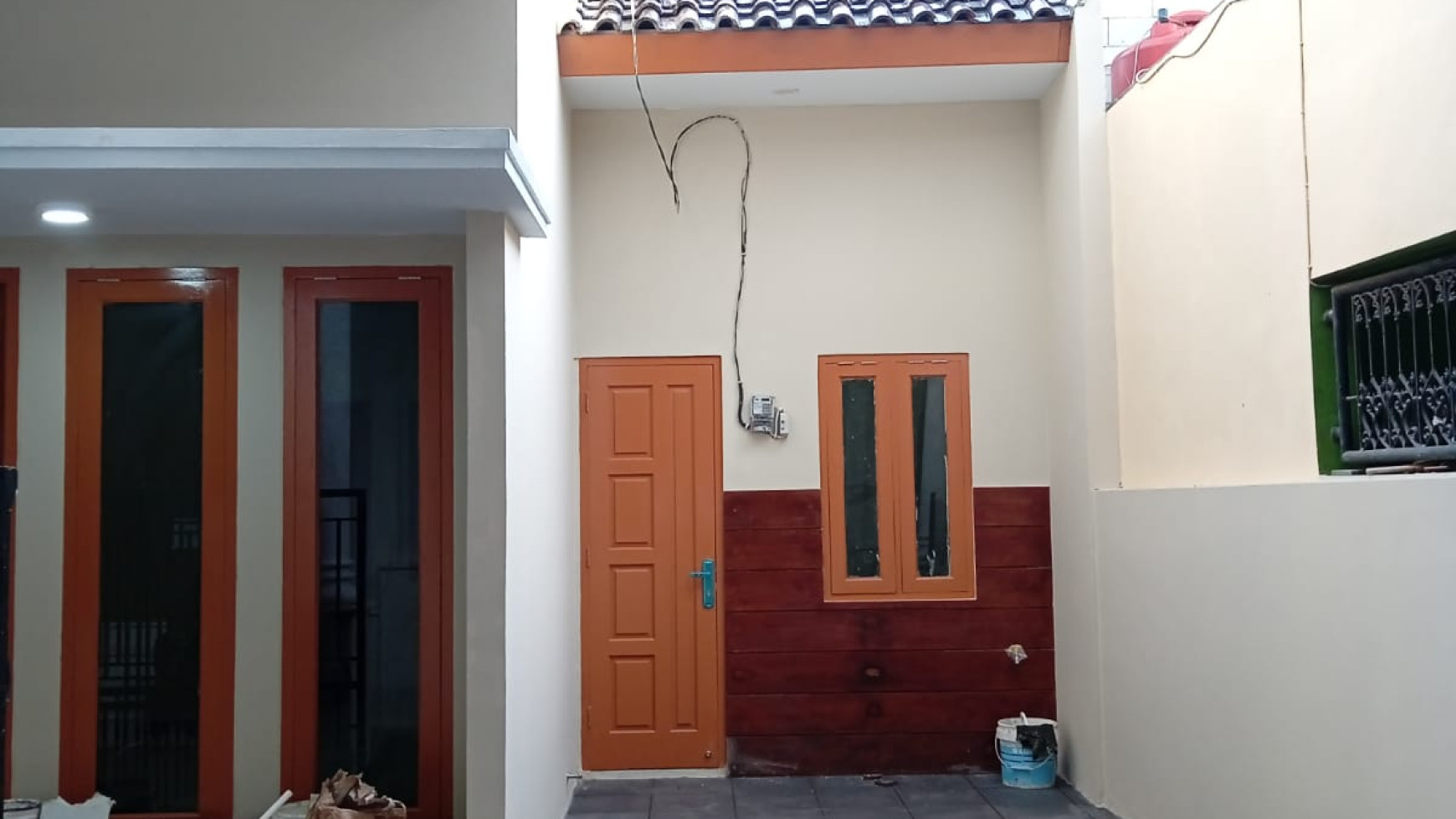 Rumah Bagus Di Jl H Djuna, Pakujaya Serpong Tangerang