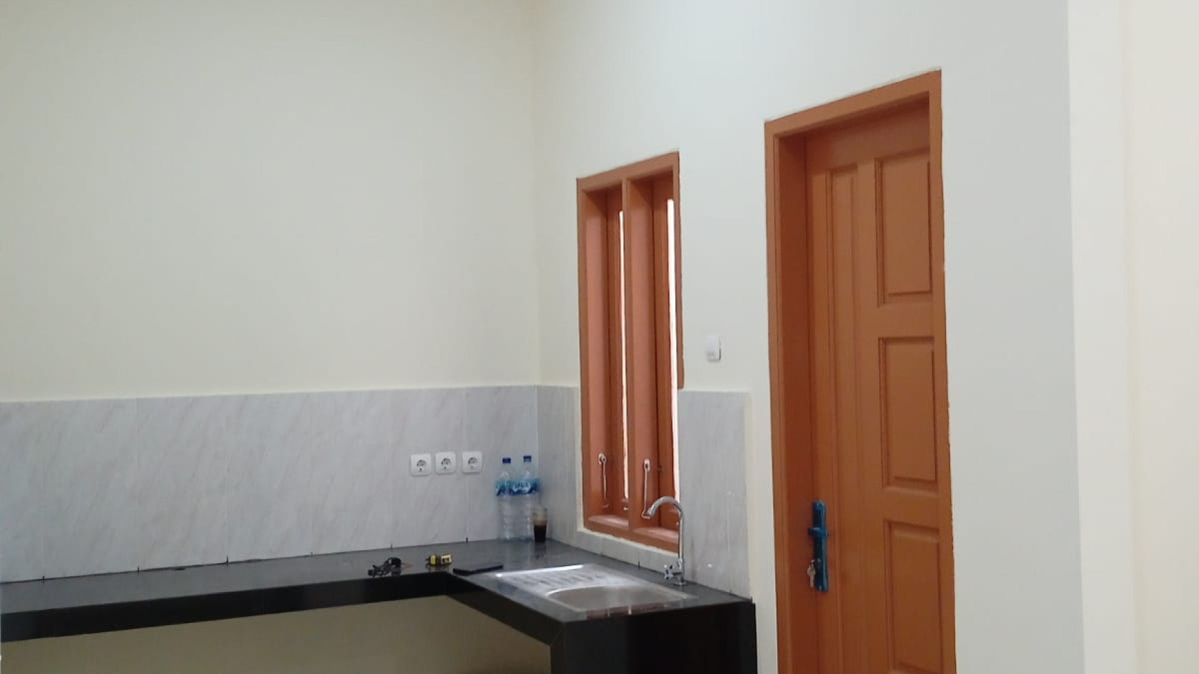 Rumah Bagus Di Jl H Djuna, Pakujaya Serpong Tangerang