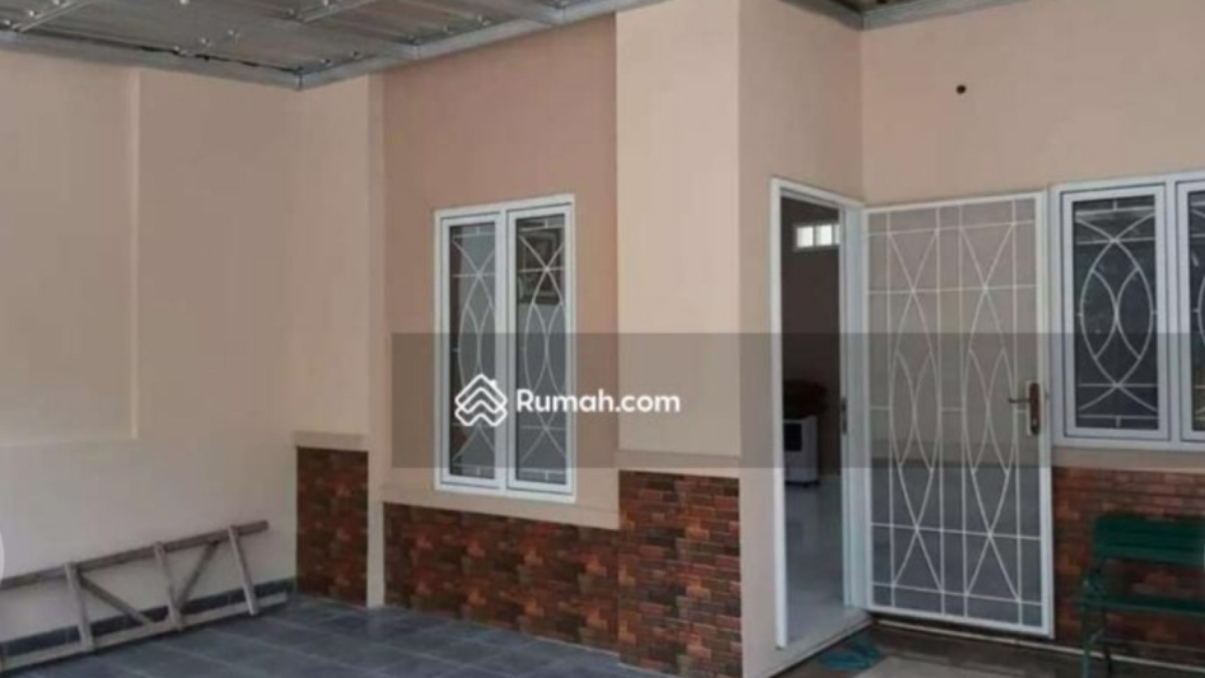 Flash Sale. Rumah Standar Regensi Melati Mas, Serpong