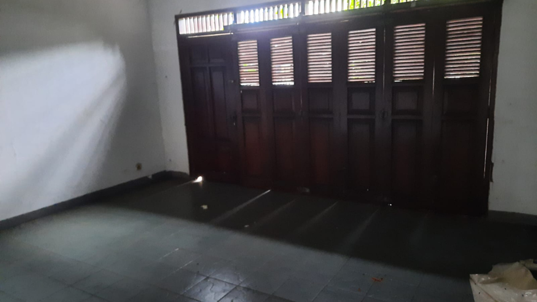 Disewakan Rumah Siap Huni Lokasi Strategis Dekat Pasar Jombang, Bintaro Sektor 9