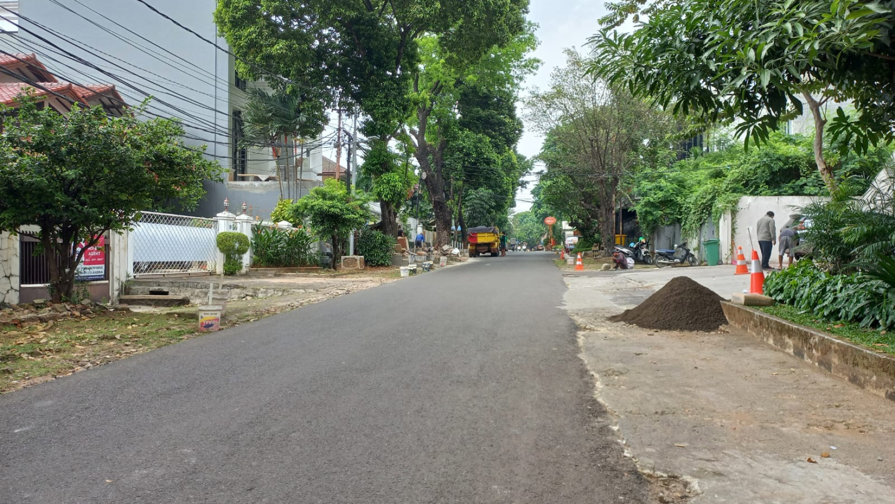 DISEWA RUMAH JL BIRAH KEBAYORAN BARU JAKARTA SELATAN