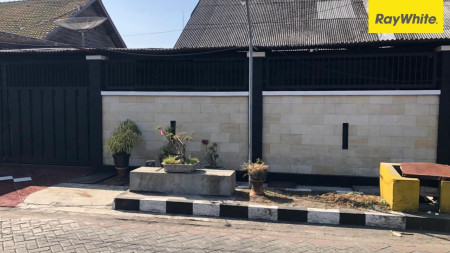 Dijual Rumah di Jl Ikan Lumba-Lumba, Perak, Surabaya