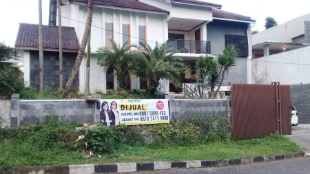 Rumah Lux di Komplek Setiabudi Regency, Bandung