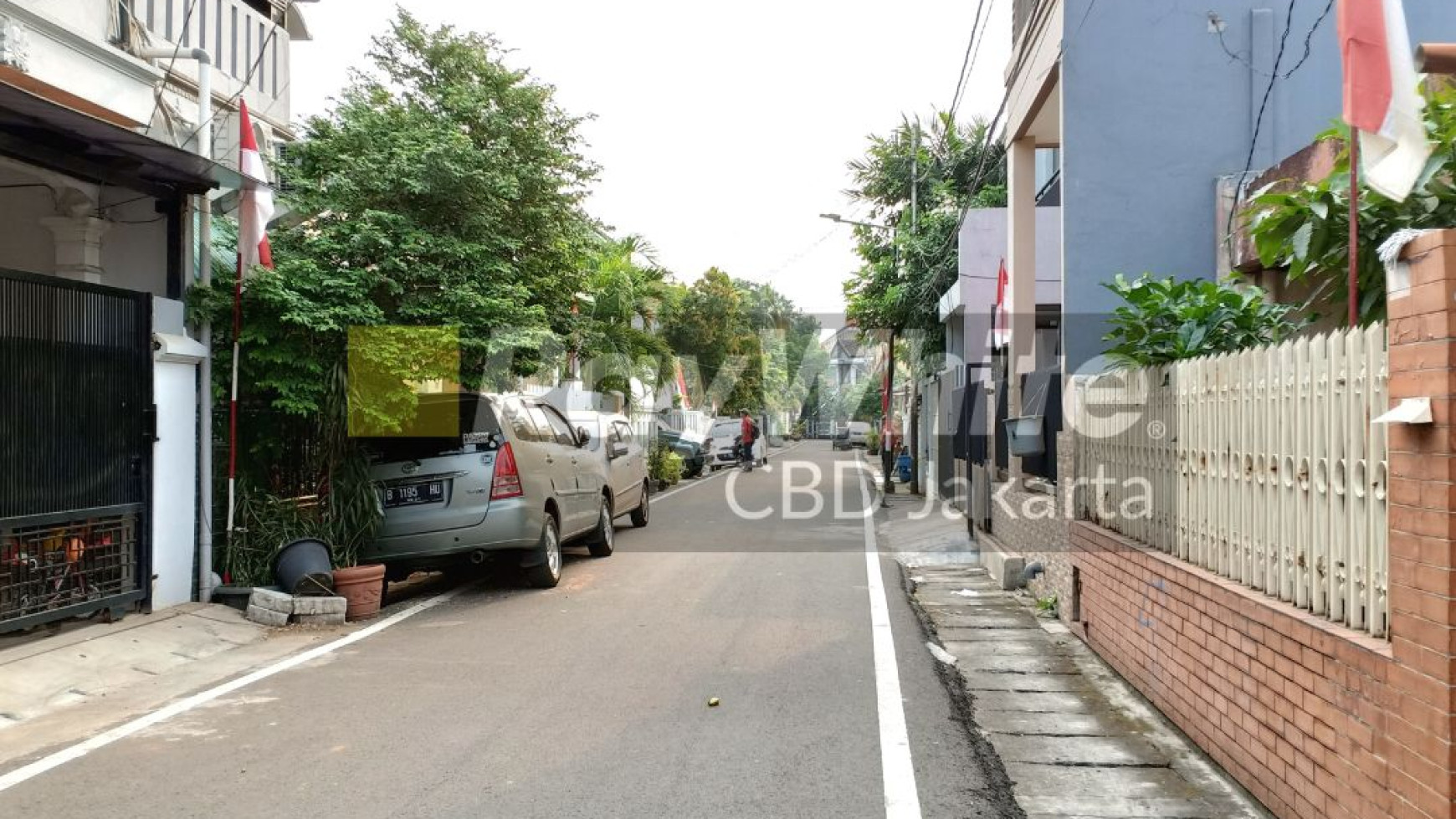 Rumah Di Lingkungan Tenang