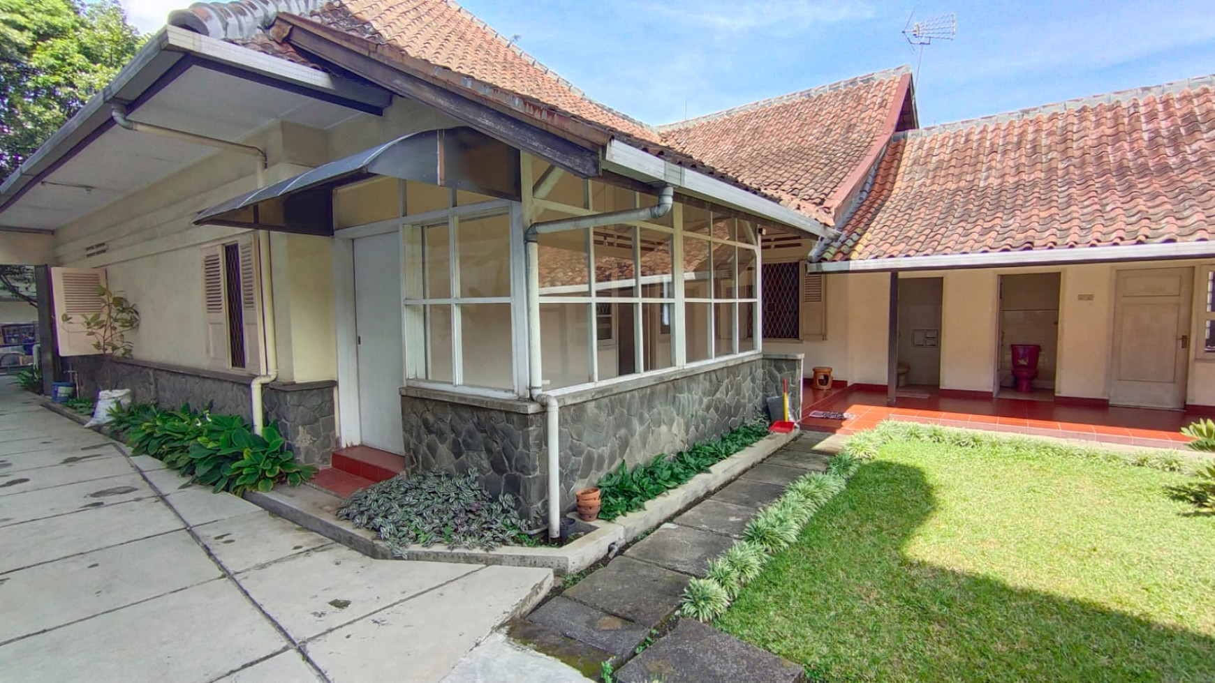 rumah nyaman di pasirkoja