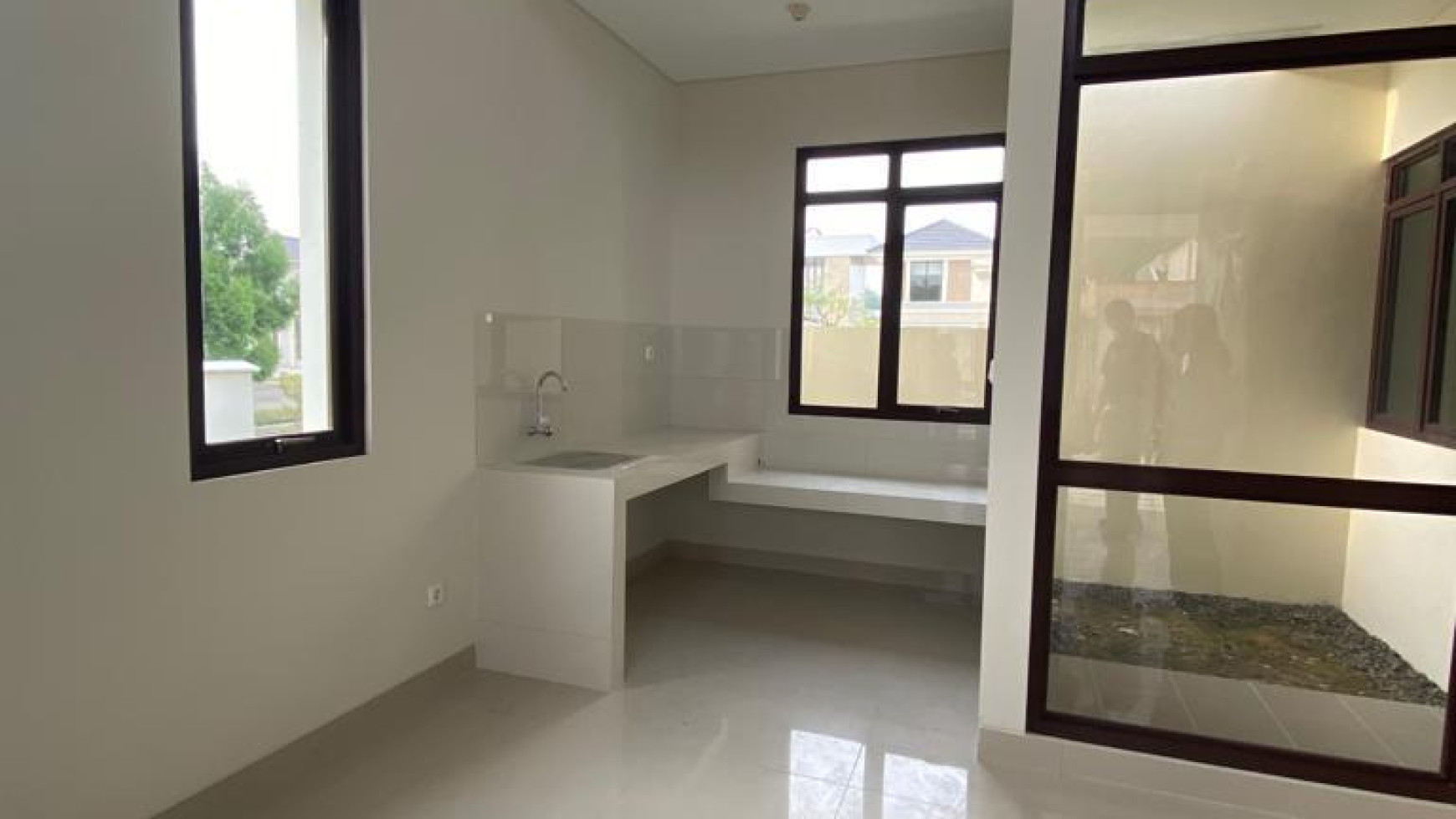 Rumah Siap Huni dan Minimalis Modern @Cluster Logano, Certara Park, Citra Raya