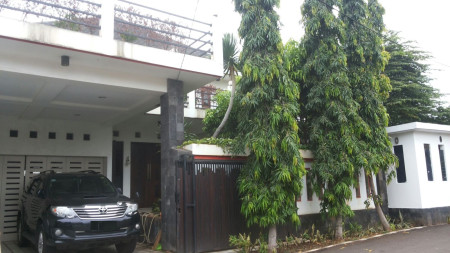 Rumah Bagus Siap Huni Di Bintaro Sektor 1