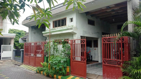 Rumah di Babatan Indah - Wiyung, 2 Lantai, Renov Total