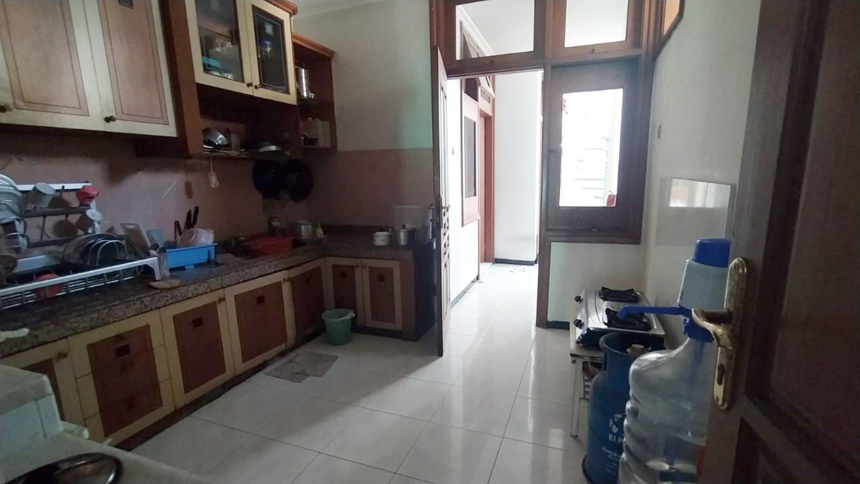 Rumah di Prapen Indah Timur, Furnished, Siap Huni