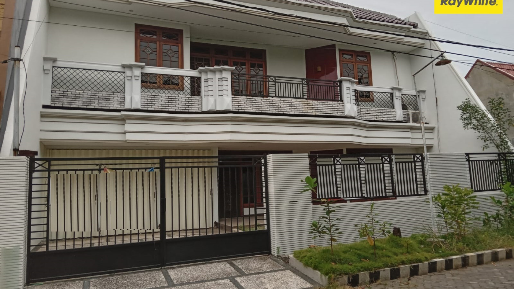 Dijual Rumah 2 lantai di Villa Kalijudan Indah Surabaya