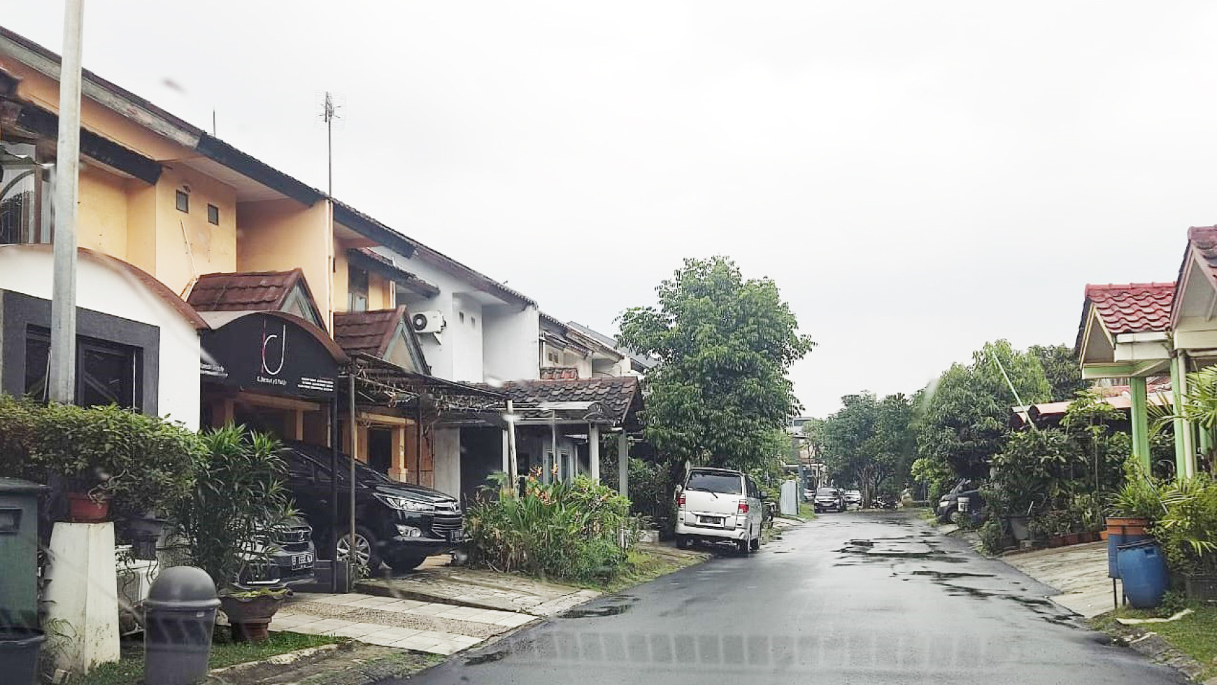 Rumah dalam Cluster dan Hunian Nyaman @Sutera Kirana, Alam Sutera