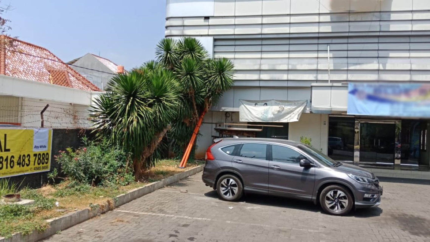 Rumah A. Yani, Pandanaran, Semarang Luas 1.750m2