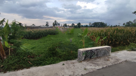 TANAH LUAS MEMANJANG DI CEPER KLATEN