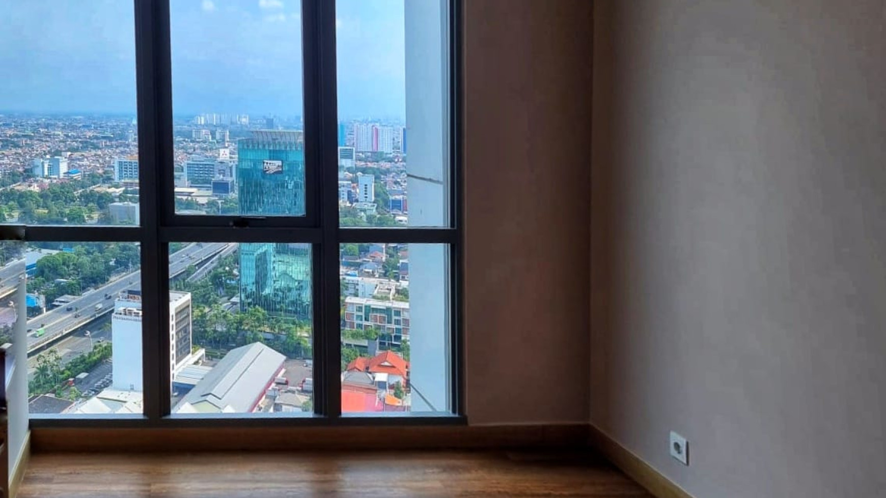 Apartemen Baru Holland Village Siap Huni Lantai Tinggi