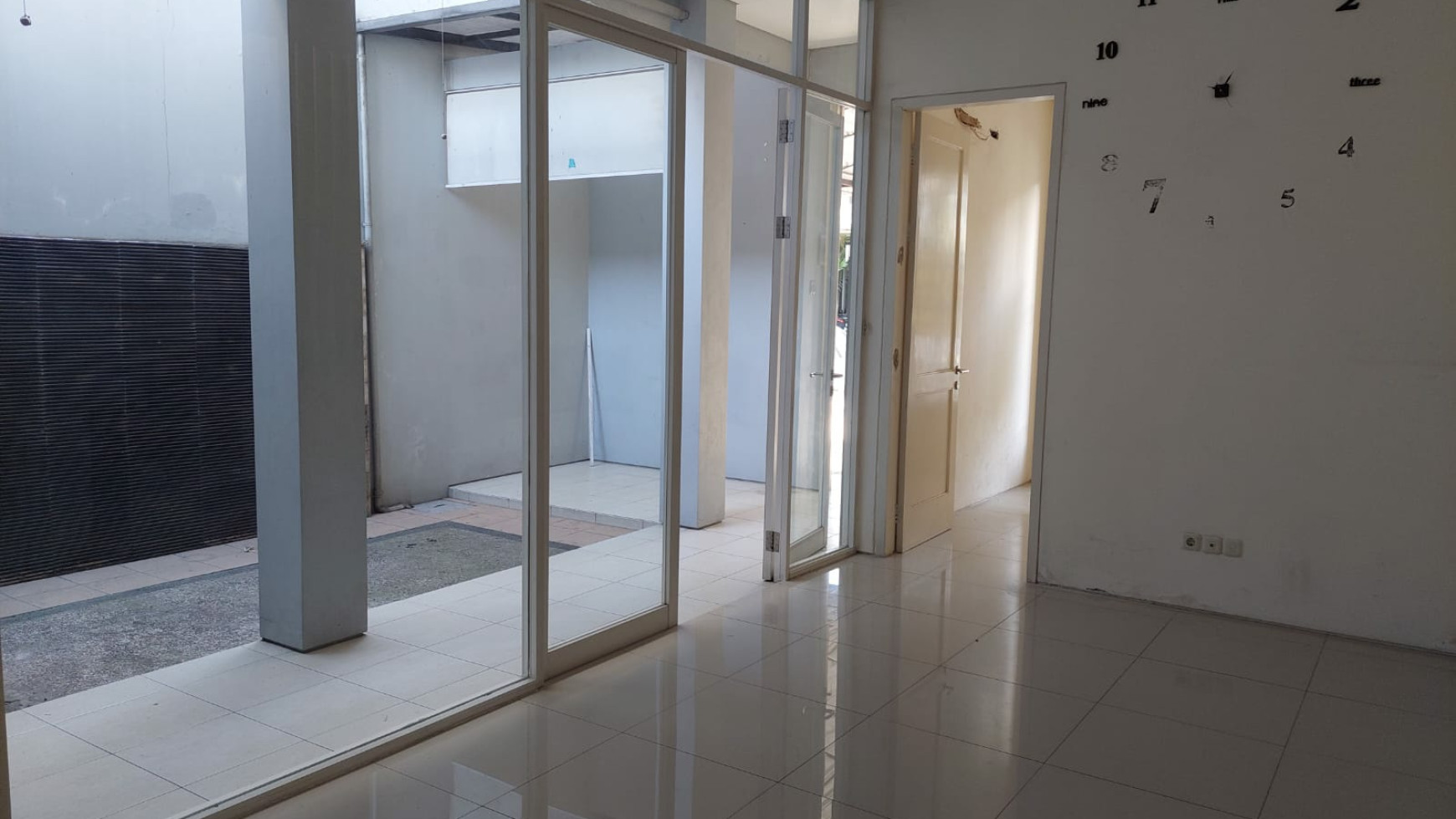 Dijual Rumah Royal Residence- TerMURAH- Cantik 2 Lantai - Modern Minimalis Surabaya- Siap Huni