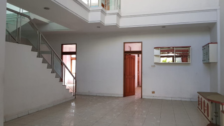 Dijual Ruko 3 Lantai di Jalan Babakan Kota Cimahi Bandung