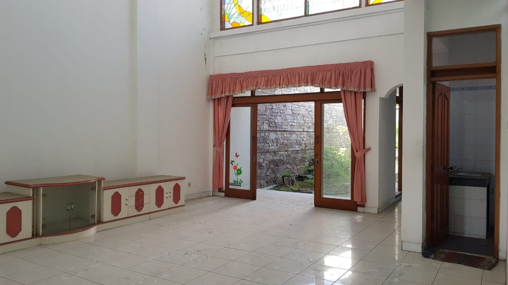 Dijual Ruko 3 Lantai di Jalan Babakan Kota Cimahi Bandung