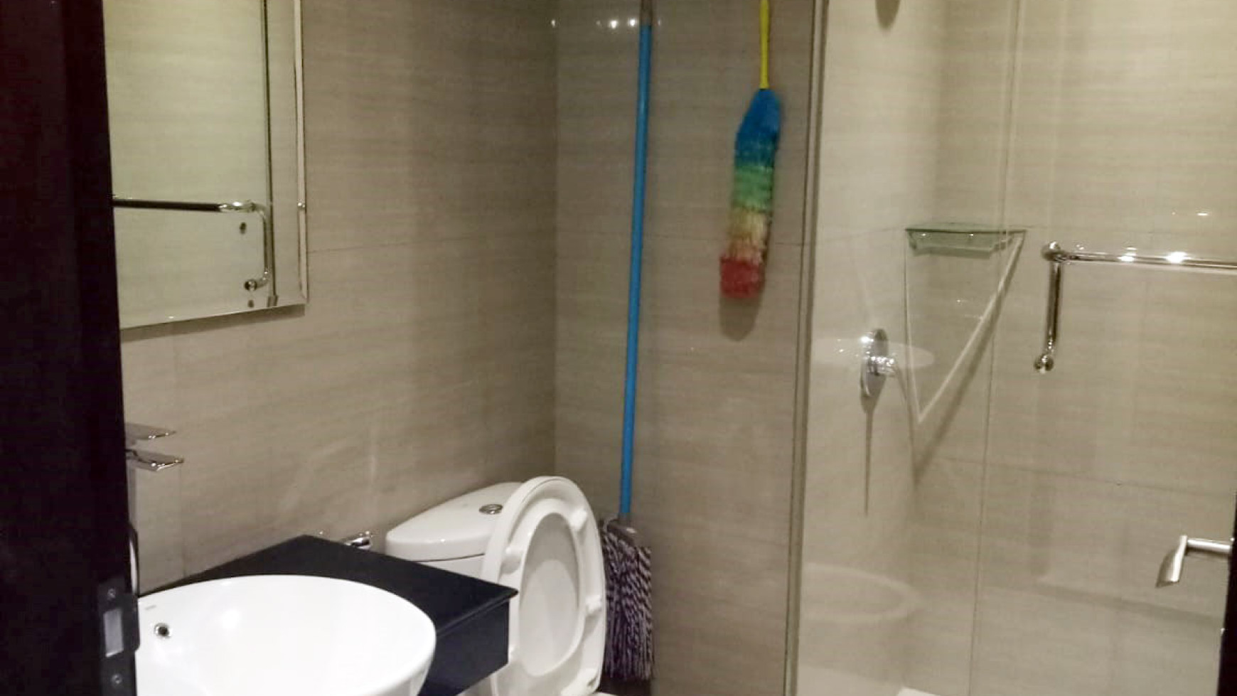 Apartemen di Marvell City Surabaya, Full Furnished, bisa sewa per tahun / per bulan