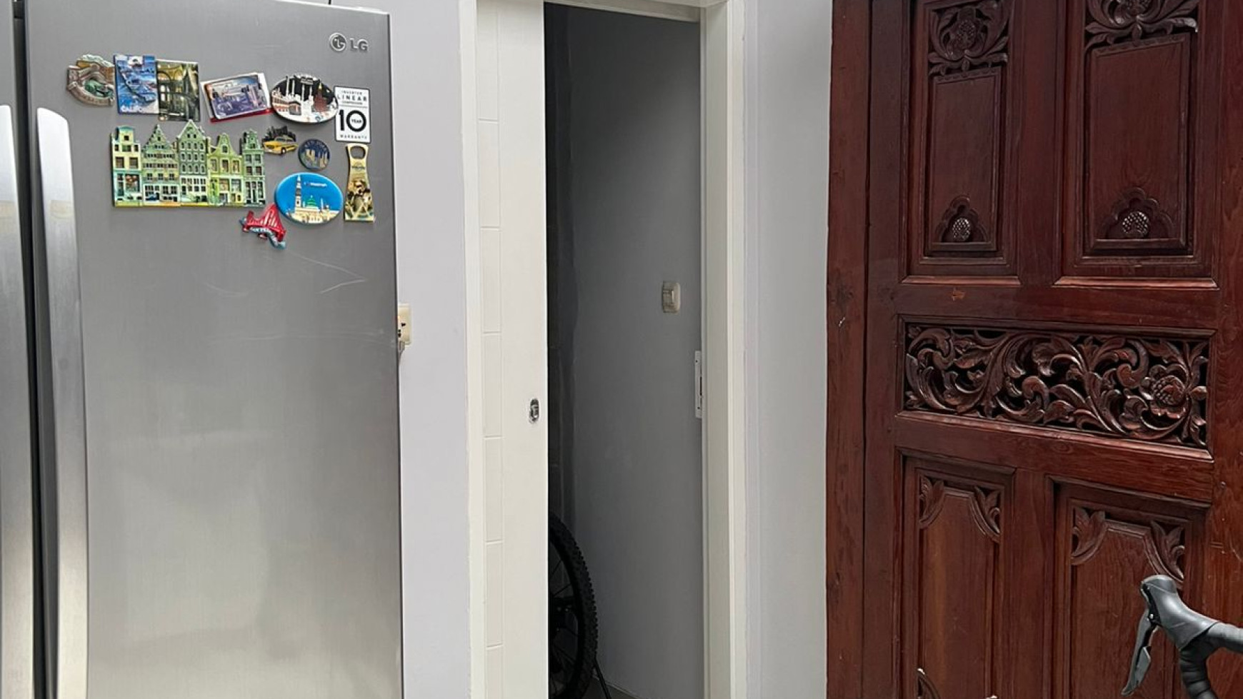 Rumah Siap Huni dengan interior Mewah @Rawamangun, Jakarta Timur