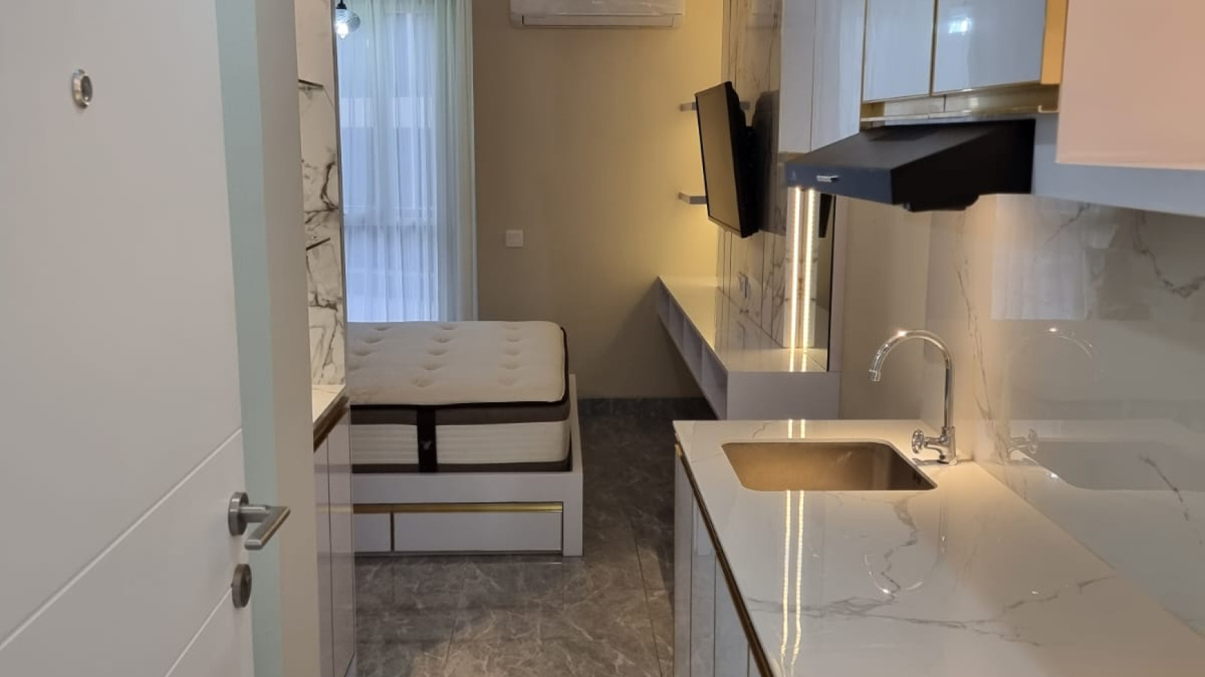 1 Unit Apartemen Full Furnish Dekat Atmaja Babarsari Sleman