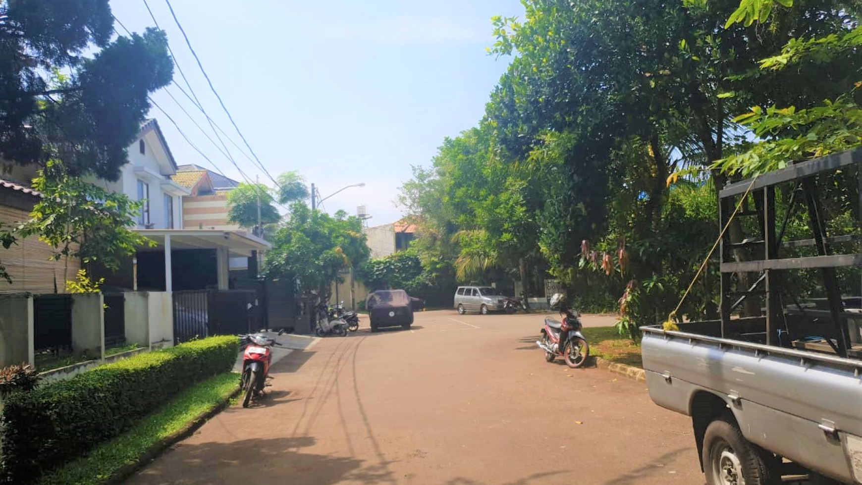 Rumah Hitung Tanah Bintaro Jaya Sektor 9