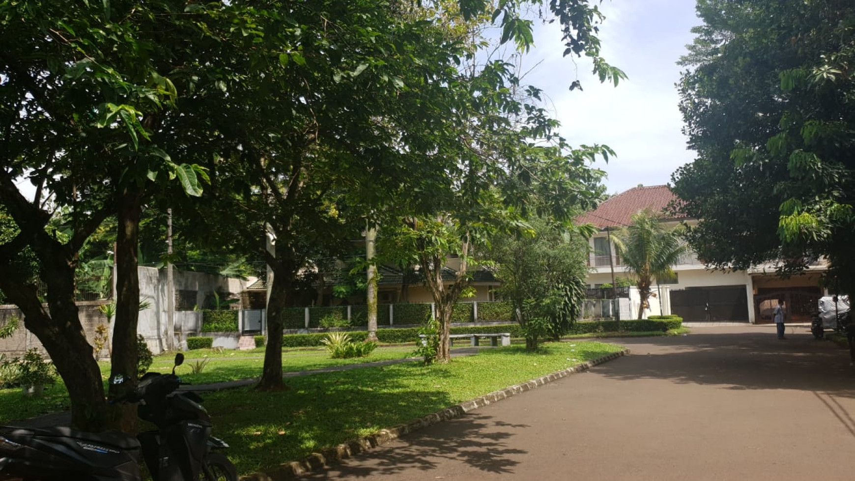 Rumah Hitung Tanah Bintaro Jaya Sektor 9