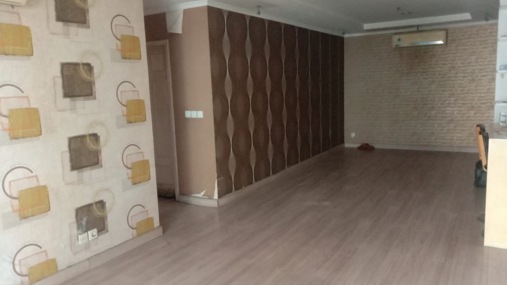 Apartement 3BR Residence  UnFurnished French Walk MOI Kelapa Gading