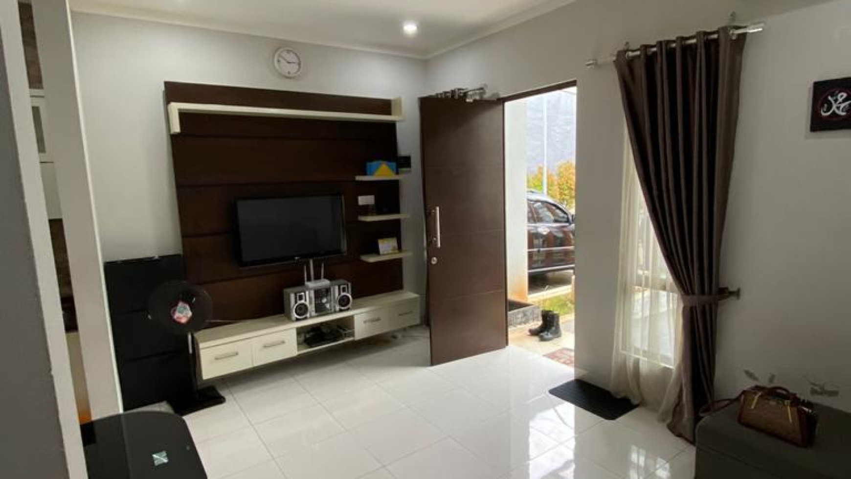 Rumah Bagus Di Cluster Calista Graha Raya Bintaro Tangerang Selatan