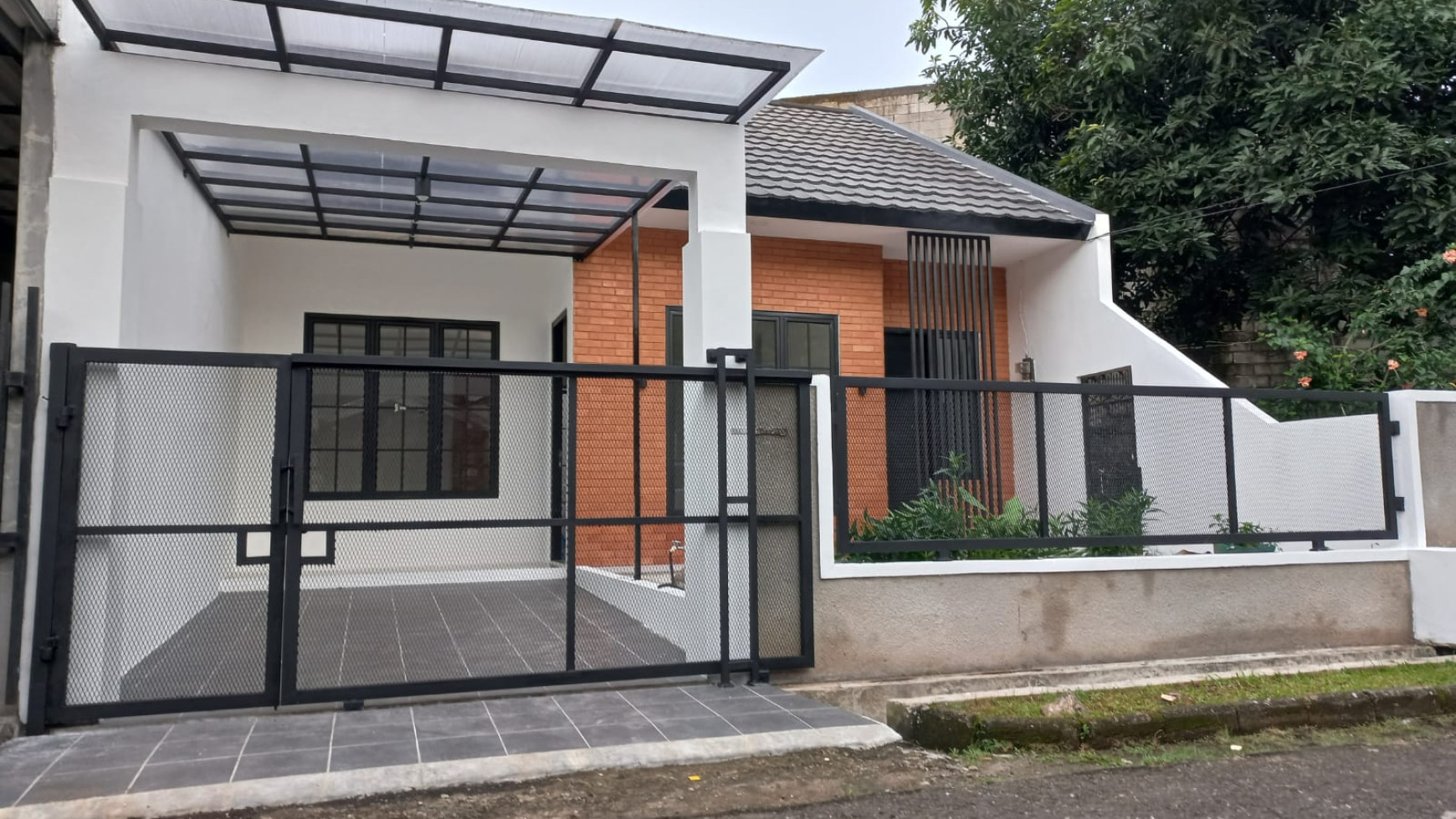 Rumah Bagus Di Graha Raya Bintaro Jaya Tangerang Selatan