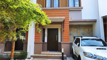 Butuh Cepat. Rumah Bagus 2 Lantai Harga Bagus Di Nusaloka Park, BSD