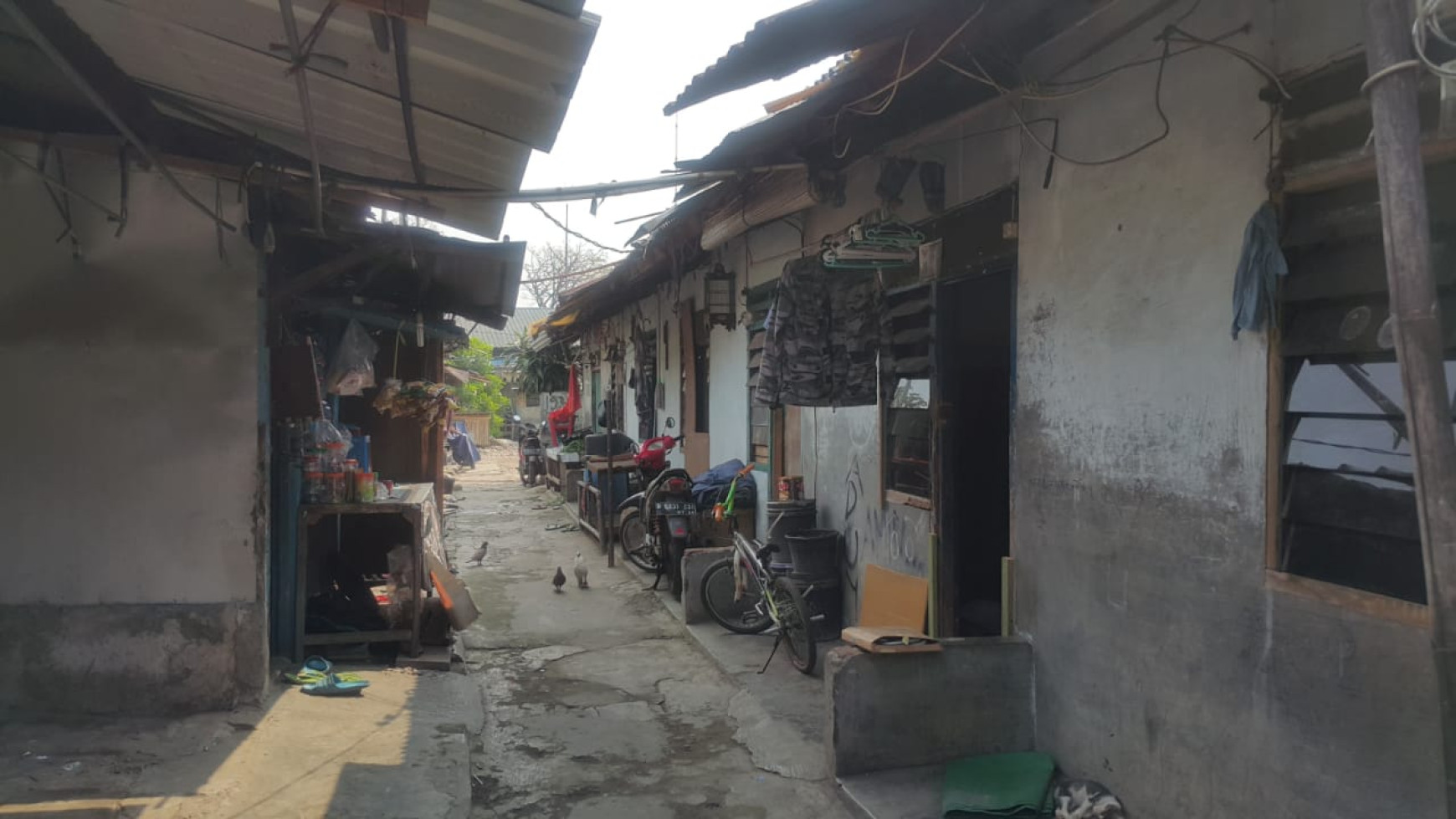 Dijual rumah dan kontrakan di JL. Gatot subroto jatake Tangerang