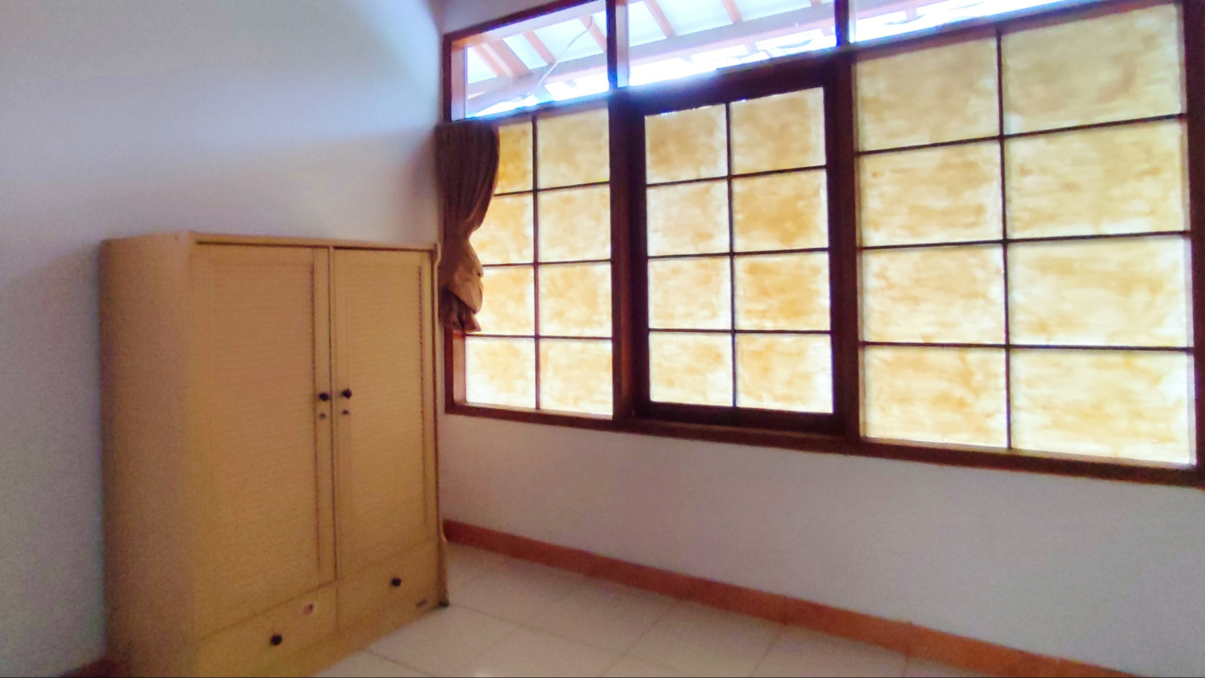 Hot Sale! Villa Puncak Luas 350m Harga 1.2M Nego