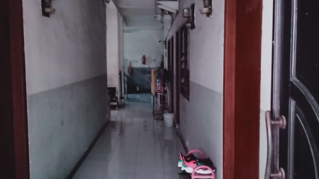 Dijual Rumah Kost 3 lantai di Jl Siwalankerto Surabaya