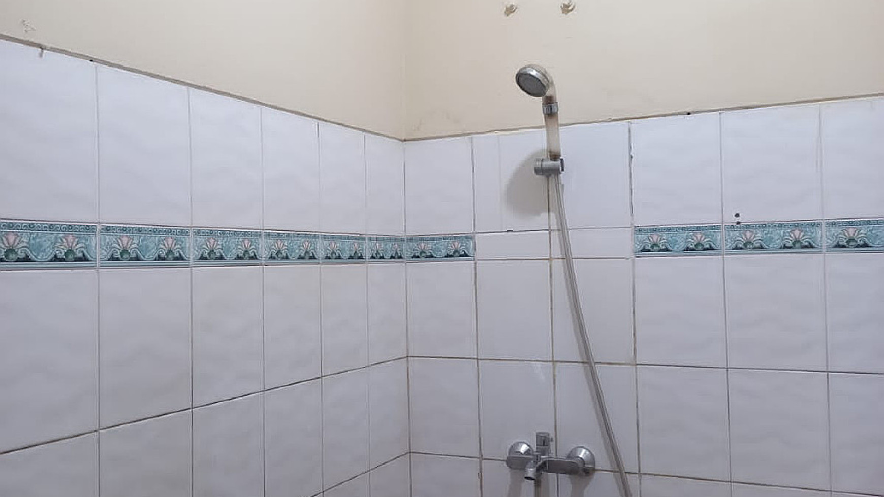 Rumah minimalis siap huni di bintaro