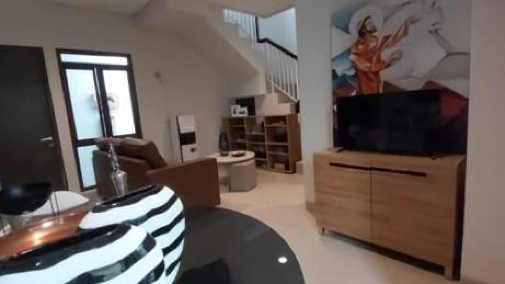 Jarang Ada. Rumah Modern Mozia Avezza, BSD