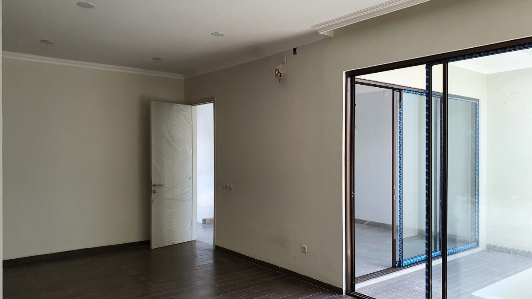 Termurah. Rumah Mewah Golden Vienna BSD
