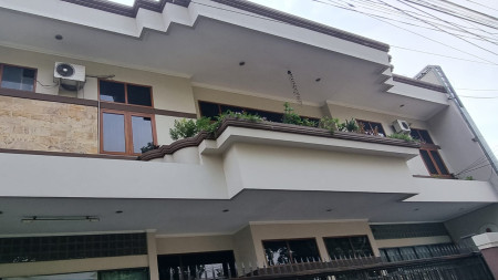 Rumah Siap Huni di jalan Sederhana, Bandung Utara