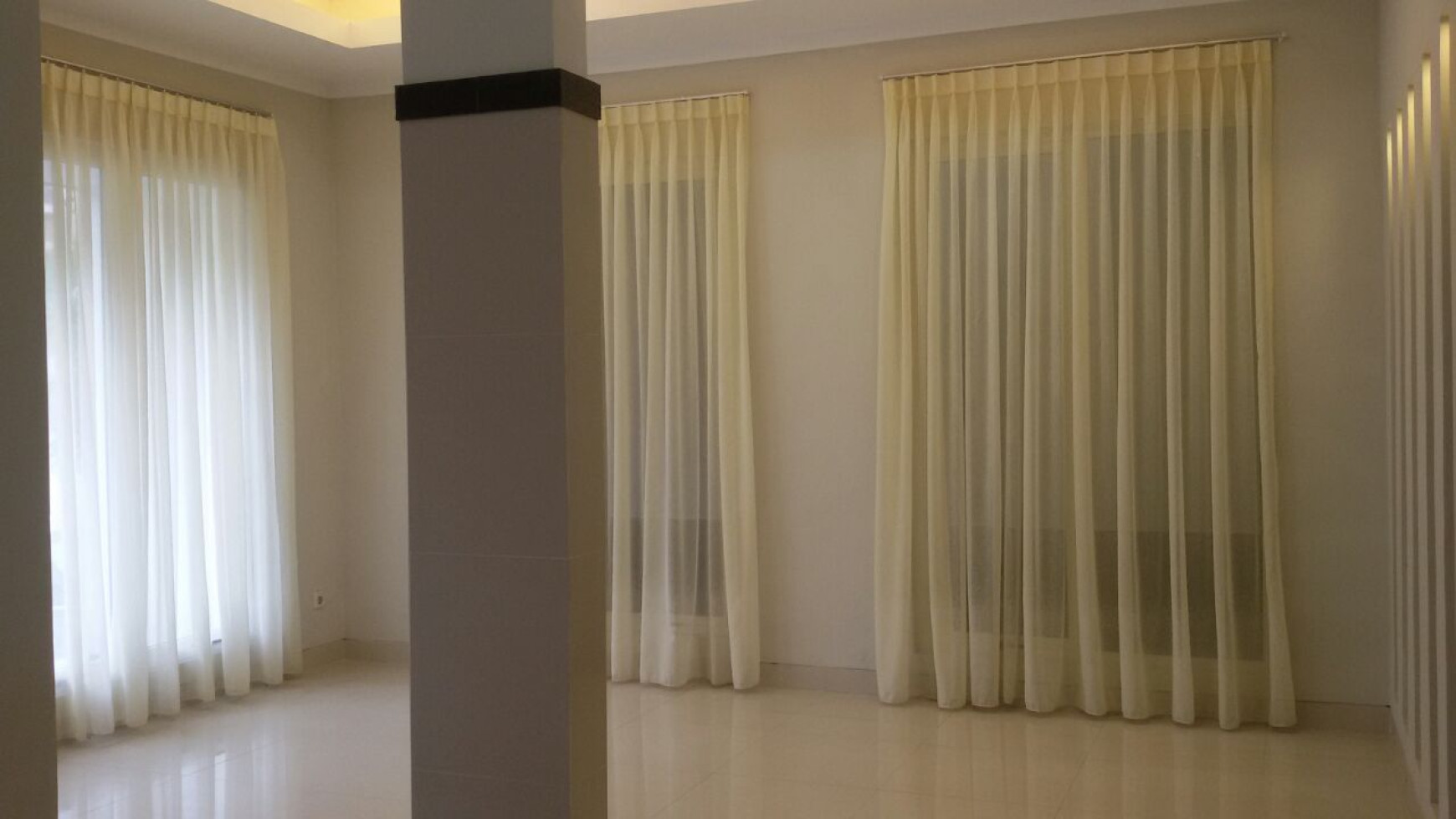 Dijual Rumah Modern di Kebayoran Residence, Bintaro Jaya