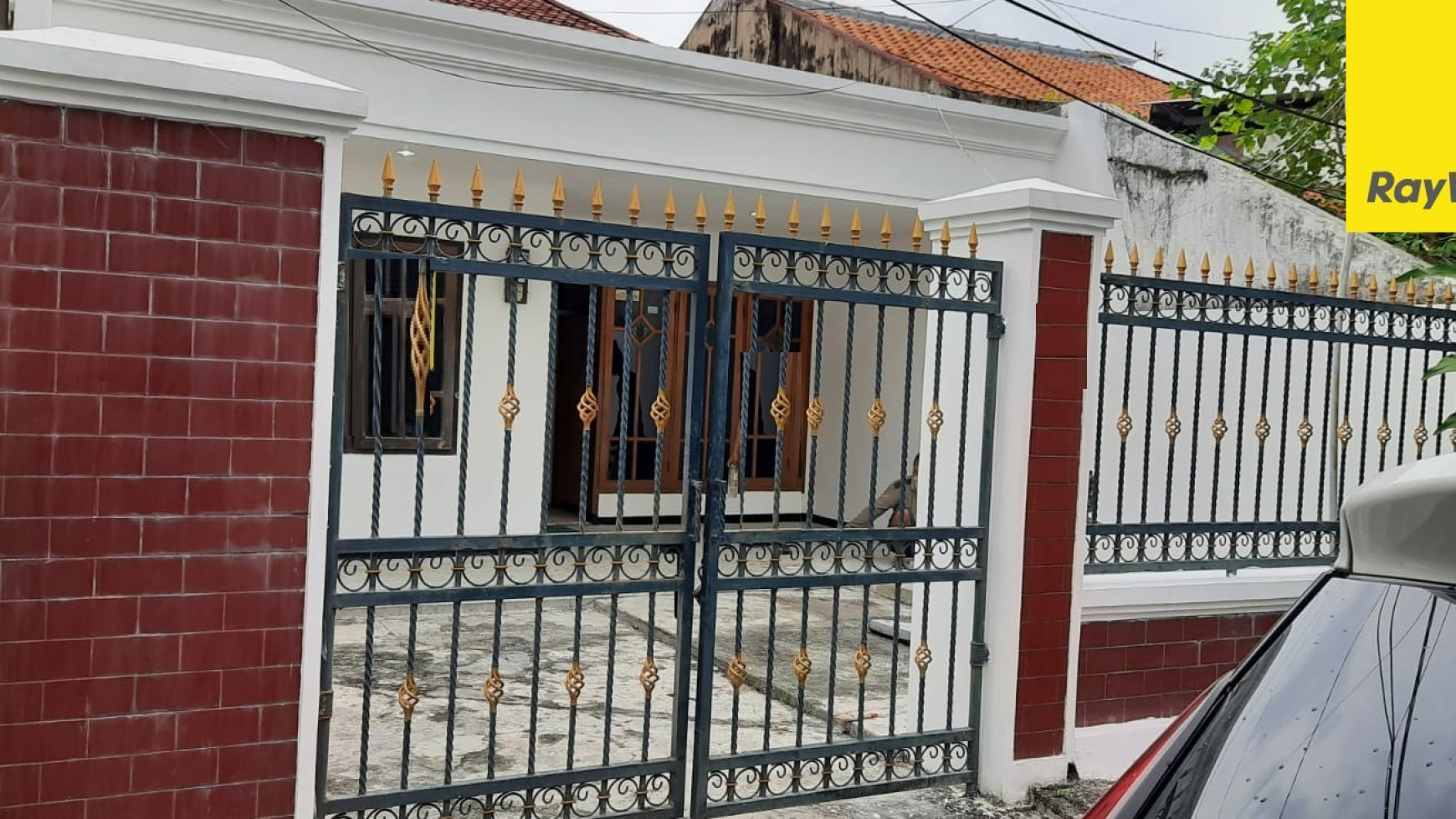 Dijual Rumah 1,5 lantai di Ngagel Wasana, Surabaya