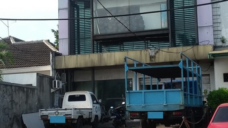 Ruko pinggir jalan di Pesanggrahan Jakarta Selatan