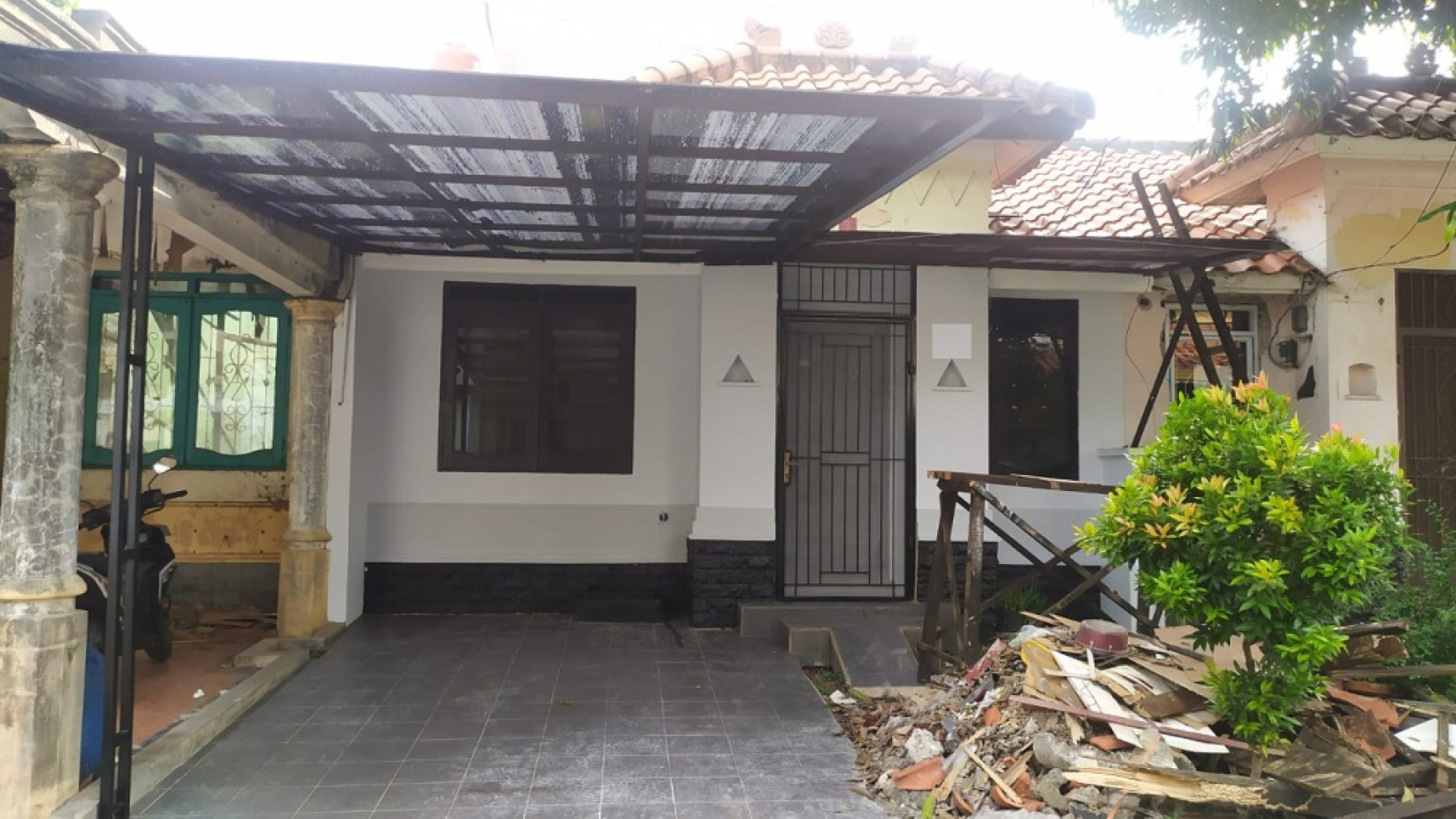 Jual murah rumah di Taman ubud indah 3 lippo karawaci tangerang 