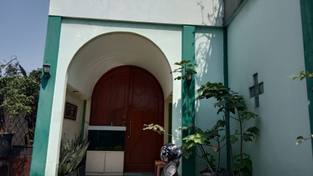 Dijual rumah cocok untuk rumah kost-kostan dekat Universitas Indonesia