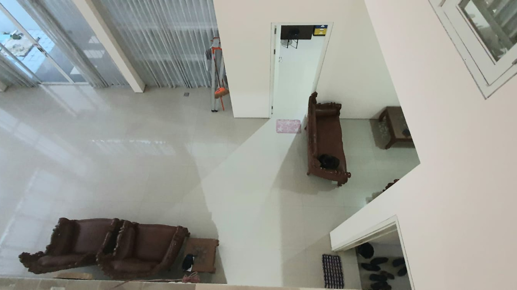 Dijual Rumah Royal Residence Wiyung Surabaya - Ada KOLAM RENANG- Garasi Carport 4 Mobil - TerLUAS - TerMURAH