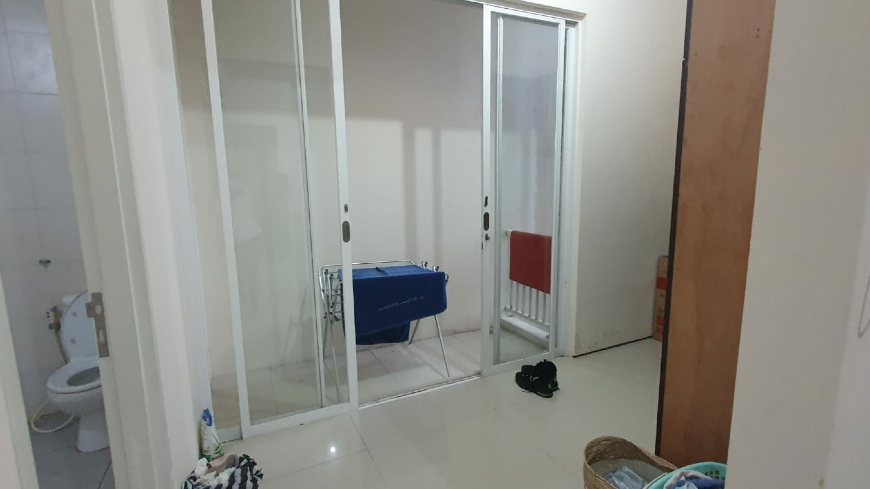 Dijual Rumah Royal Residence Wiyung Surabaya - Ada KOLAM RENANG- Garasi Carport 4 Mobil - TerLUAS - TerMURAH