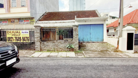 DIJUAL CEPAT Rumah Pinggir Jalan Raya